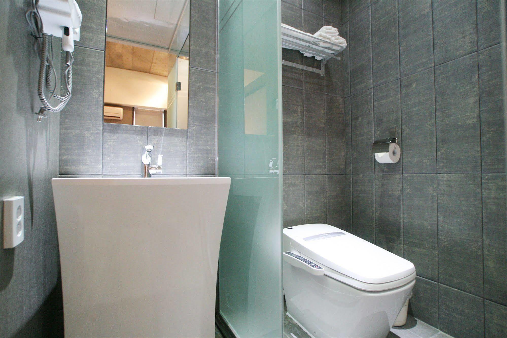 Vvalt Hotel Seoul Bagian luar foto